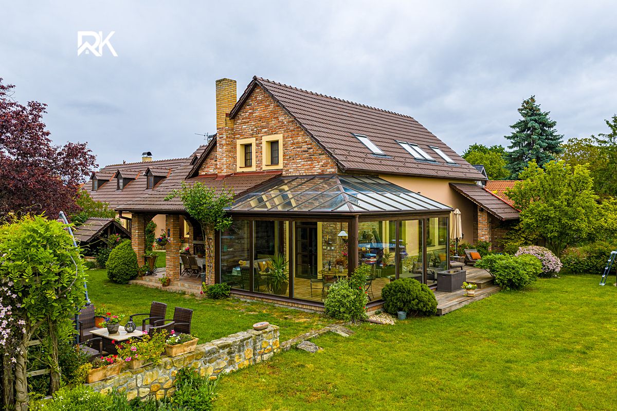 Prodej rodinného domu 375 m², pozemek 12414 m² – fotografie 4