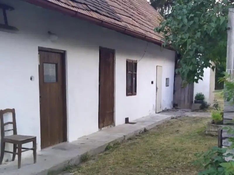 Prodej rodinného domu 80 m², pozemek 449 m², Chrast – náhled fotky 2