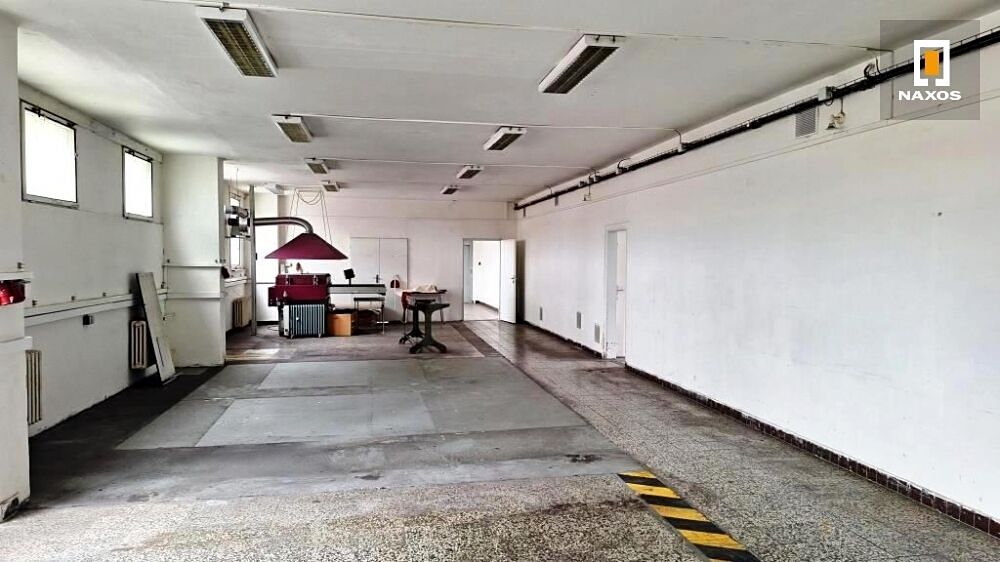Pronájem skladového prostoru 300 m²