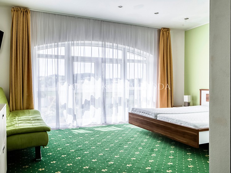 Prodej komerčního prostoru, 900 m² (7 z 29)