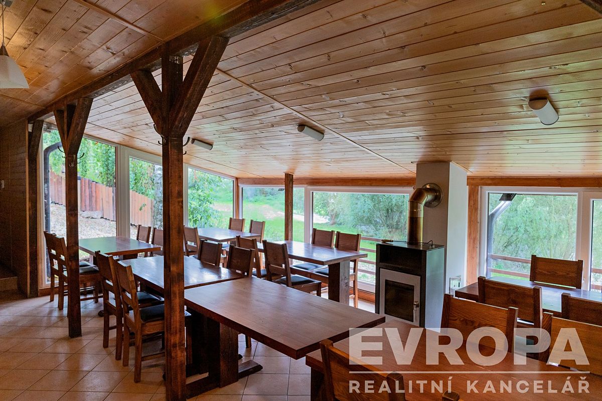 Prodej restaurace 270 m² – fotografie 5