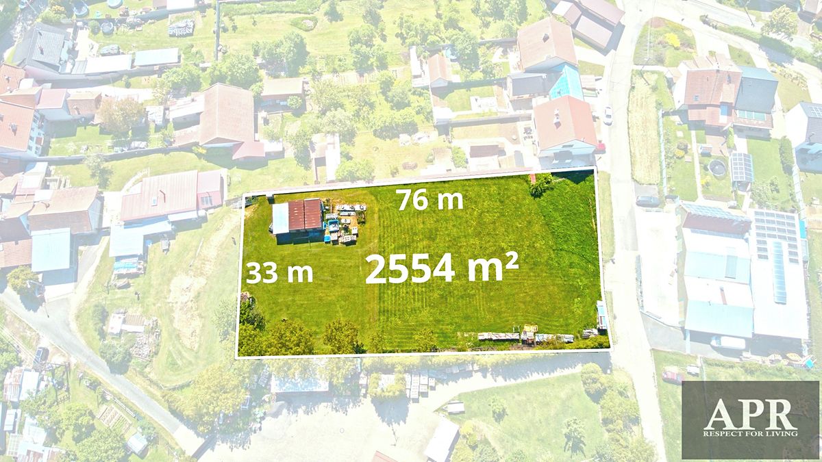 Prodej stavebního pozemku 2554 m² – fotografie 2