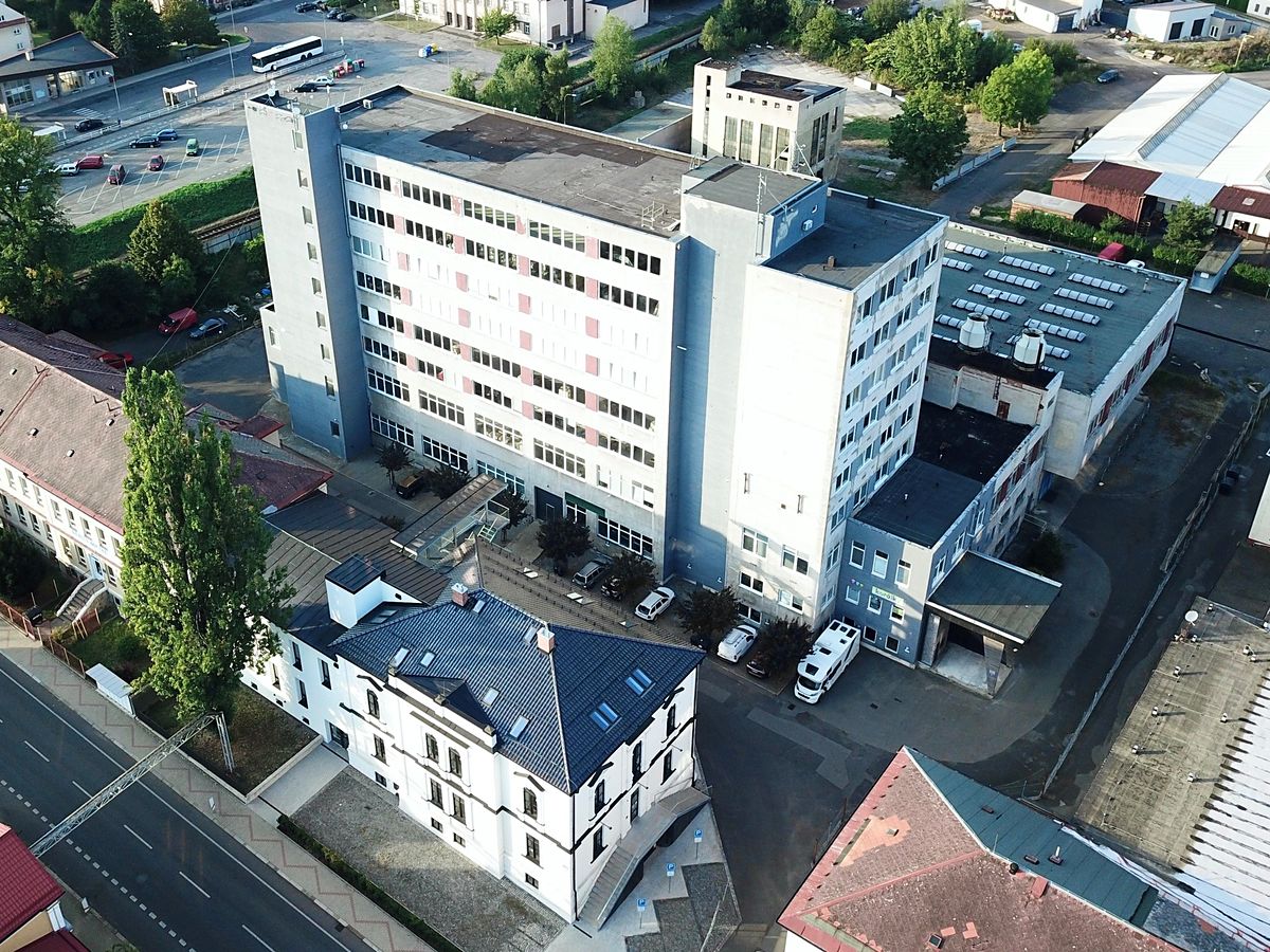 Pronájem komerčního pozemku 500 m² – fotografie 2