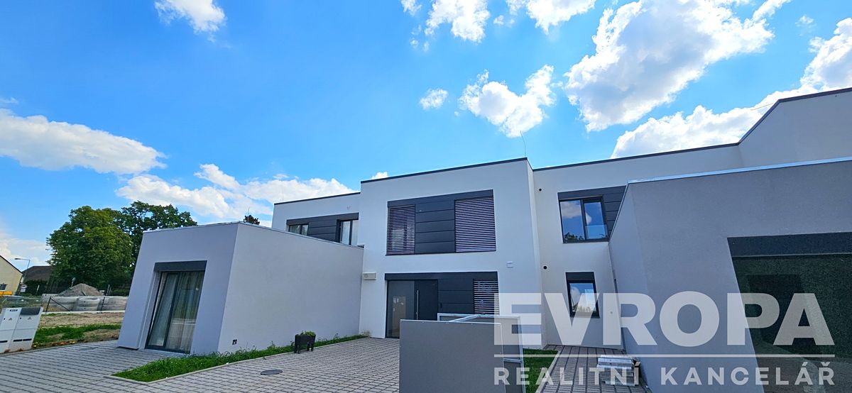 Prodej rodinného domu 121 m², pozemek 227 m² – fotografie 5
