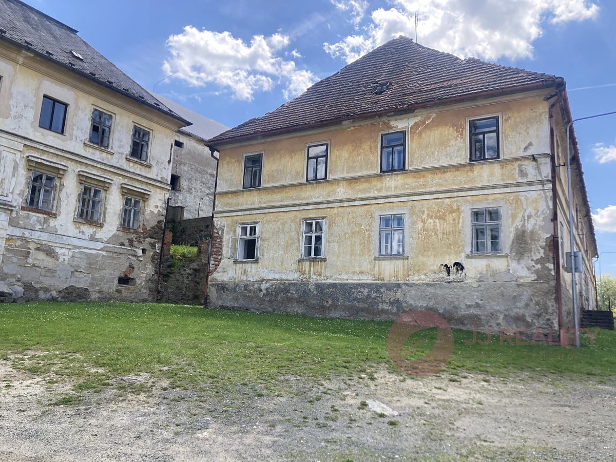 Prodej památky 950 m², pozemek 200 m² – fotografie 2