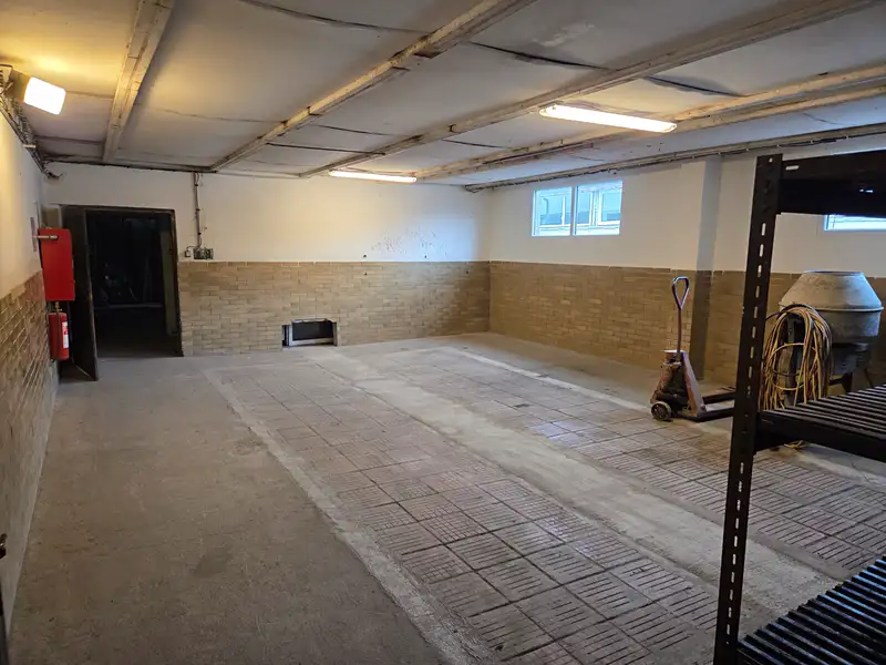 Pronájem skladového prostoru 57 m², Branky – náhled fotky 1
