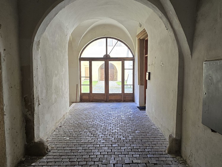 Prodej domu, 1 033 m² (4 z 13)