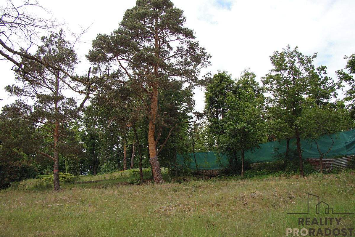 Prodej zahrady 192 m², Unhošť – fotka 1 z 3