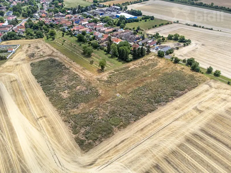 Prodej stavebního pozemku 978 m², Úmyslovice – náhled fotky 2