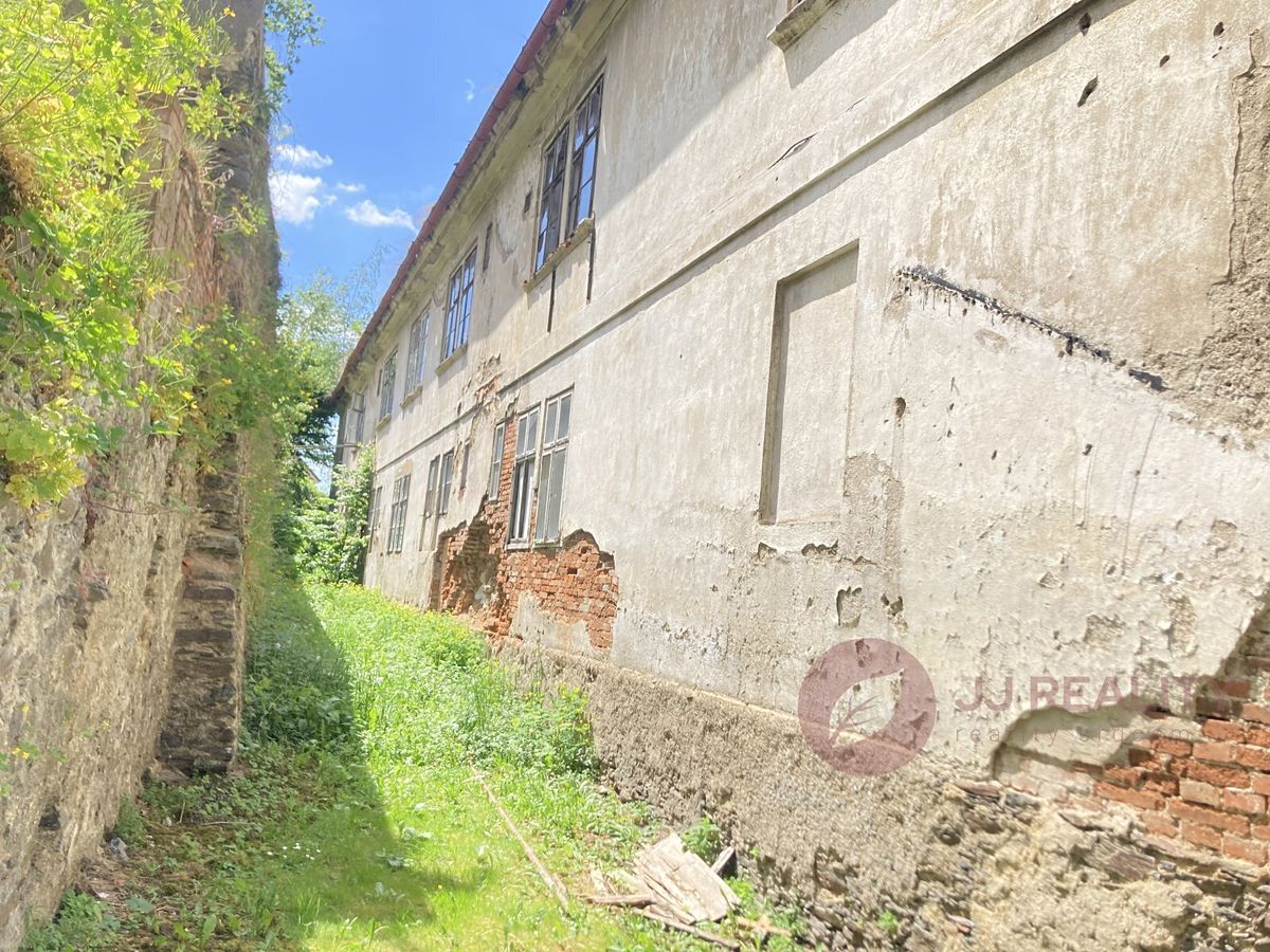 Prodej památky 950 m², pozemek 200 m² – fotografie 5