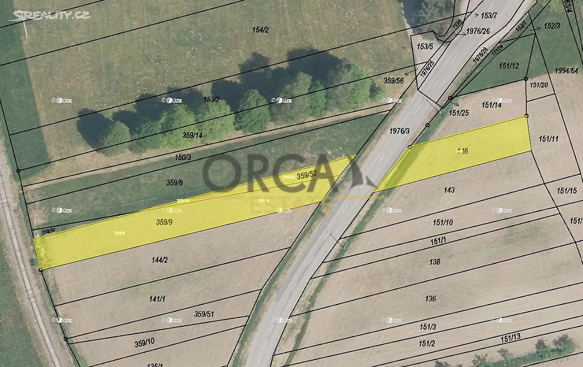 Prodej pole 1305 m²
