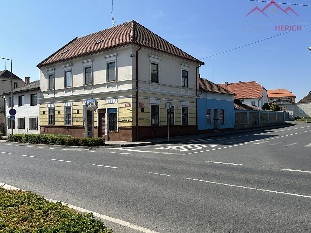 Prodej vícegeneračního domu 300 m², pozemek 947 m²