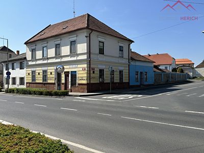 Prodej vícegeneračního domu 300 m², pozemek 947 m²