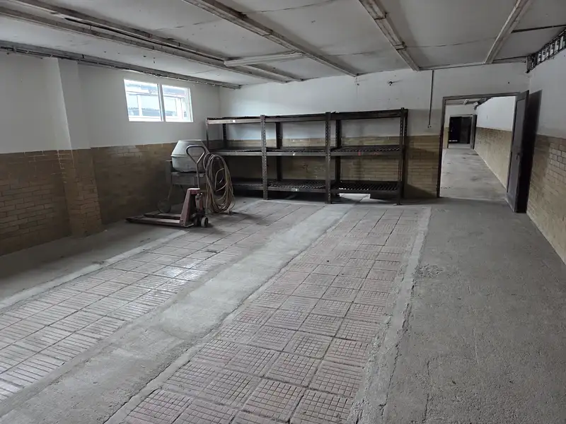 Pronájem skladového prostoru 174 m², Branky – náhled fotky 1