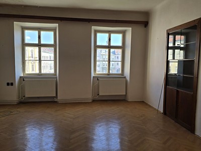 Prodej domu, 1 033 m² (2 z 13)