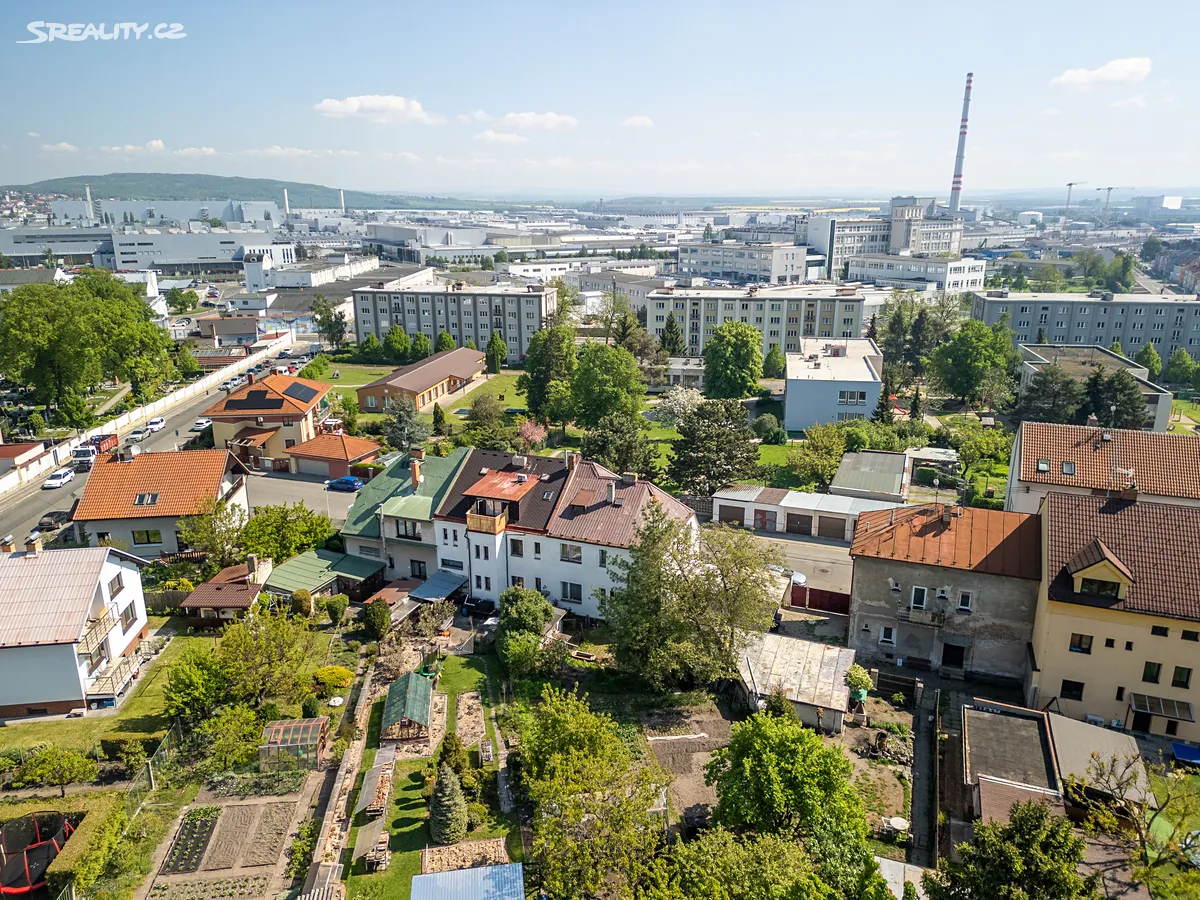 Prodej rodinného domu 198 m², pozemek 831 m² – pohled 5