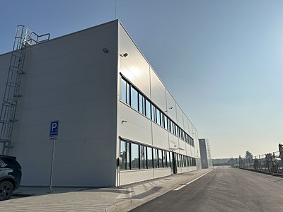 Pronájem komerčního prostoru, 2 500 m² (2 z 5)
