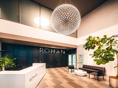 Pronájem kanceláře 372 m² — photo 3