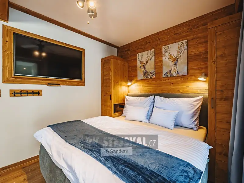 Pronájem bytu 2+kk 54 m², Frymburk – náhled fotky 3
