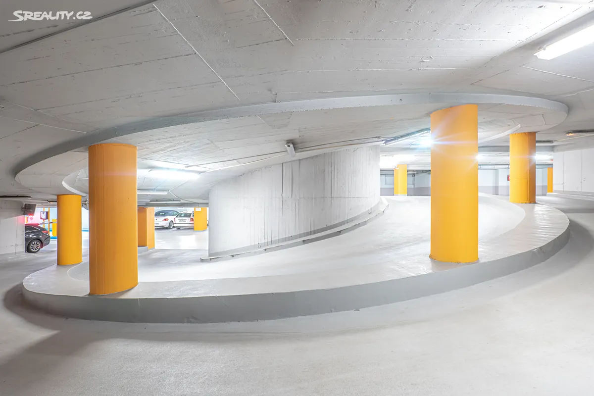 Pronájem kanceláře 153 m² – další