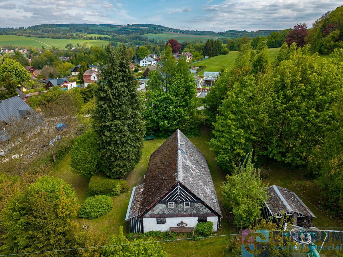 Prodej stavebního pozemku 966 m² – fotografie 2