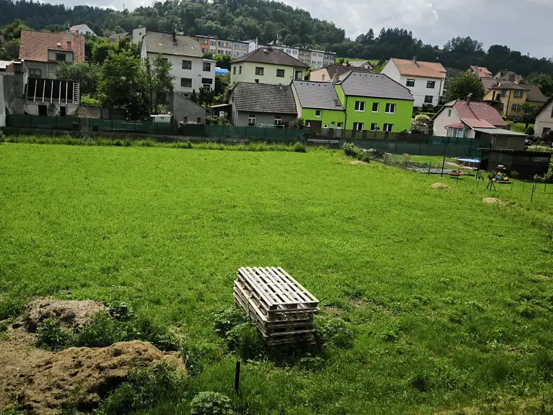 Prodej zahrady 550 m², Olešnice – náhled fotky 3