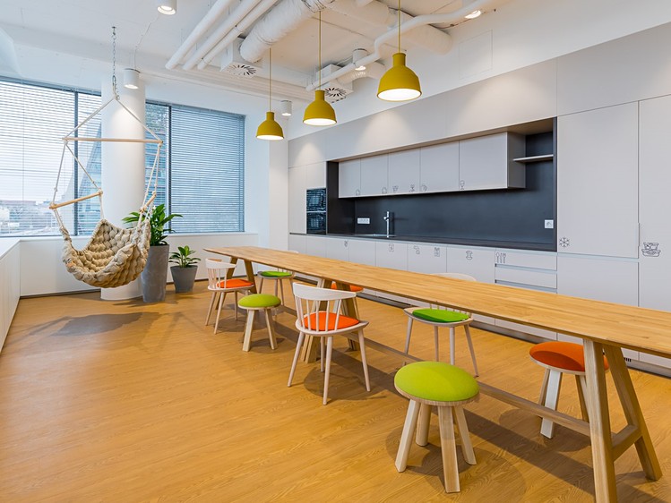 Pronájem komerčního prostoru, 3 000 m² (5 z 9)