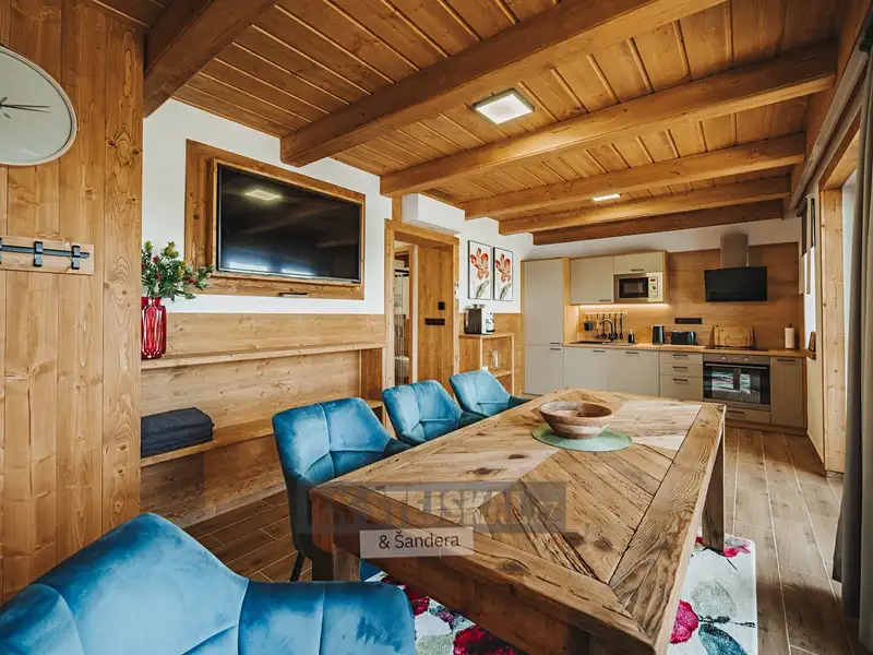 Pronájem bytu 2+kk 64 m², Frymburk – náhled fotky 2