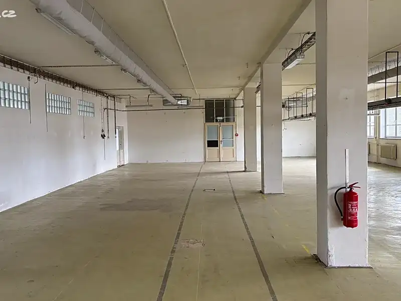 Pronájem výrobní haly, prostoru 550 m², Brno – náhled fotky 3