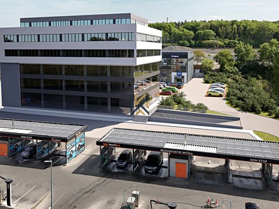 Pronájem komerčního prostoru, 3 084 m² (2 z 4)