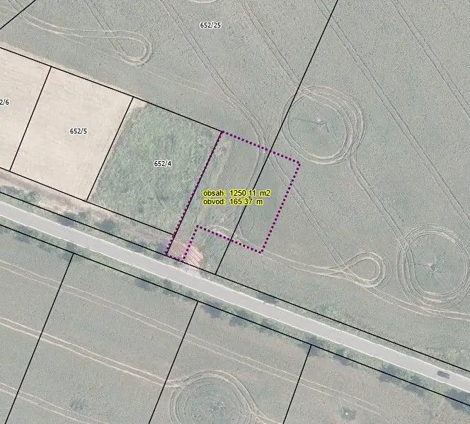 Prodej stavebního pozemku 1250 m², Oskava – náhled fotky 2