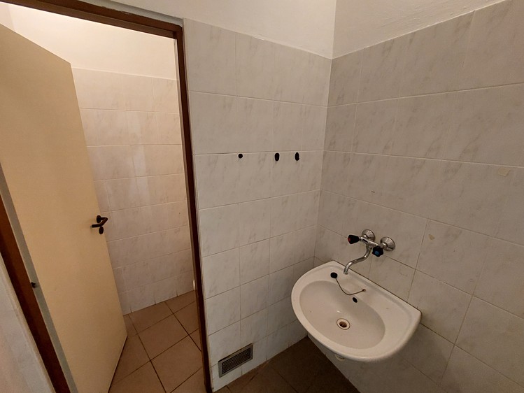 Комерційне приміщення в оренду, 71 м² (6 з 8)