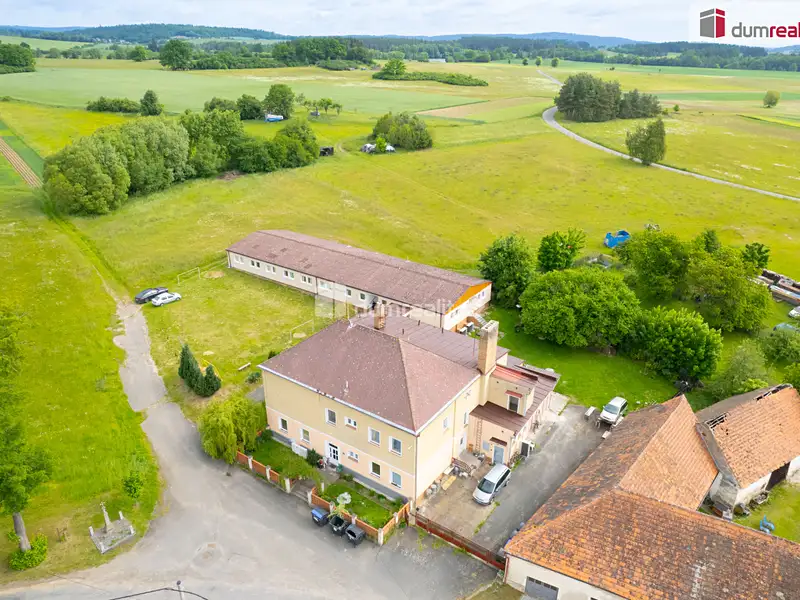 Prodej ubytovacího zařízení 932 m², Nalžovské Hory – náhled fotky 1