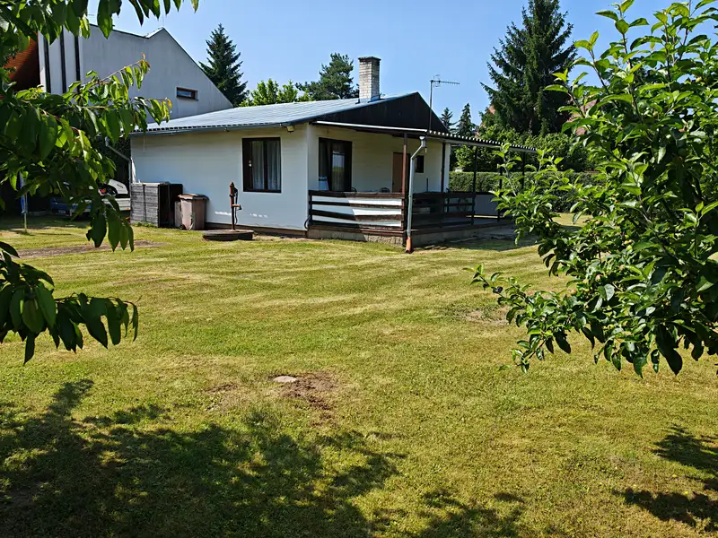 Prodej rodinného domu 100 m², pozemek 1047 m², Černošice – náhled fotky 1