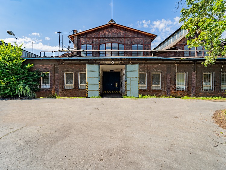 Gewerbefläche zur Miete, 600 m² (1 von 3)