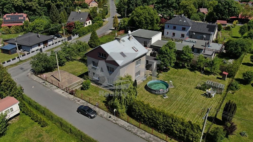 Prodej rodinného domu 290 m², pozemek 1756 m² – fotografie 4