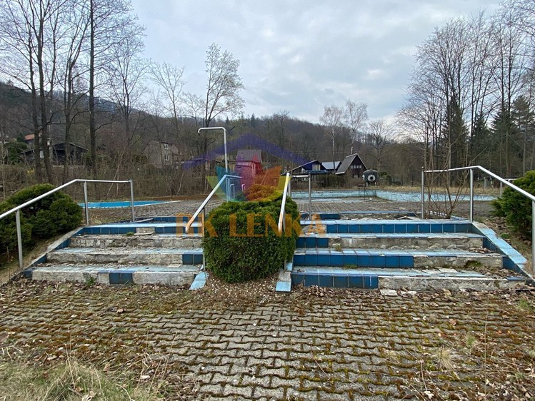 Pronájem pozemku, 4 712 m² (3 z 7)