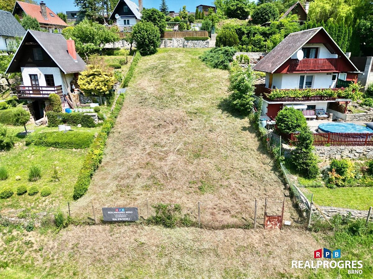 Prodej stavebního pozemku 396 m²