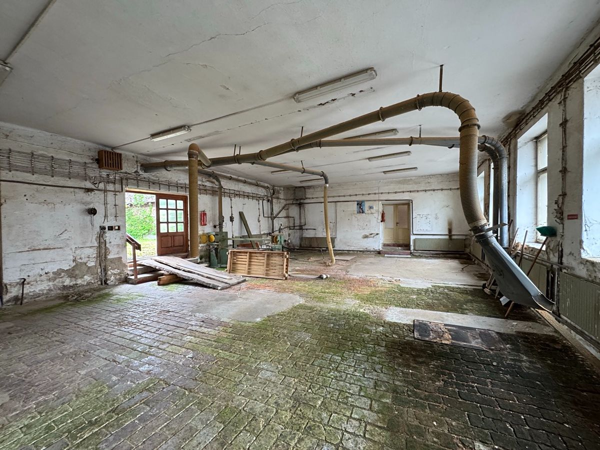 Prodej výrobní haly, prostoru 250 m² – fotografie 4