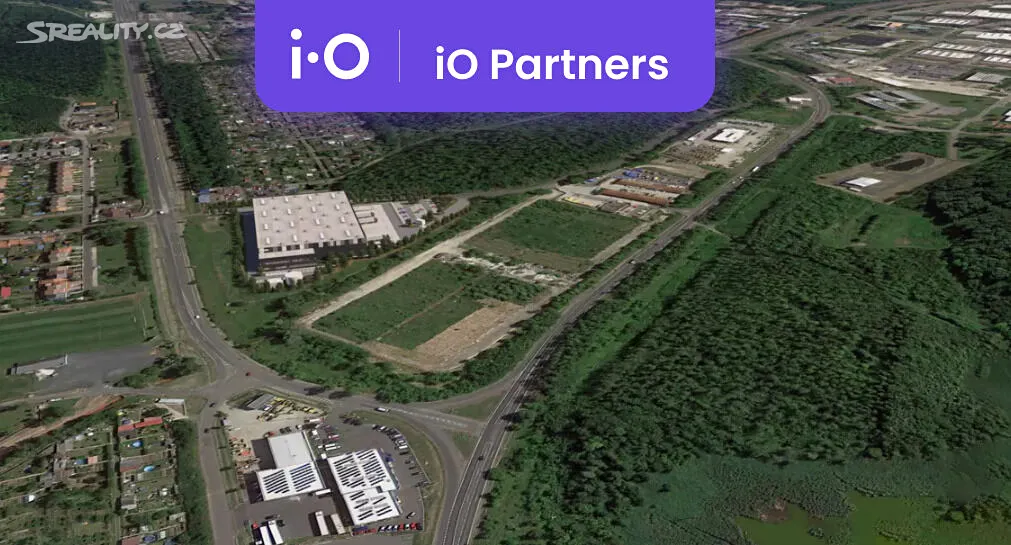 Pronájem skladového prostoru 9330 m², Žatecká