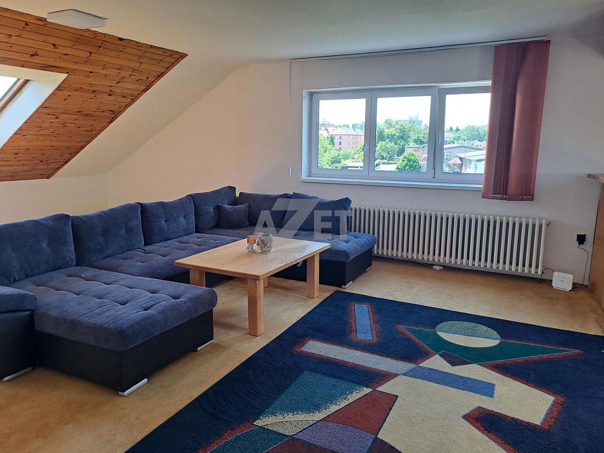 Prodej rodinného domu 290 m², pozemek 1756 m² – fotografie 5