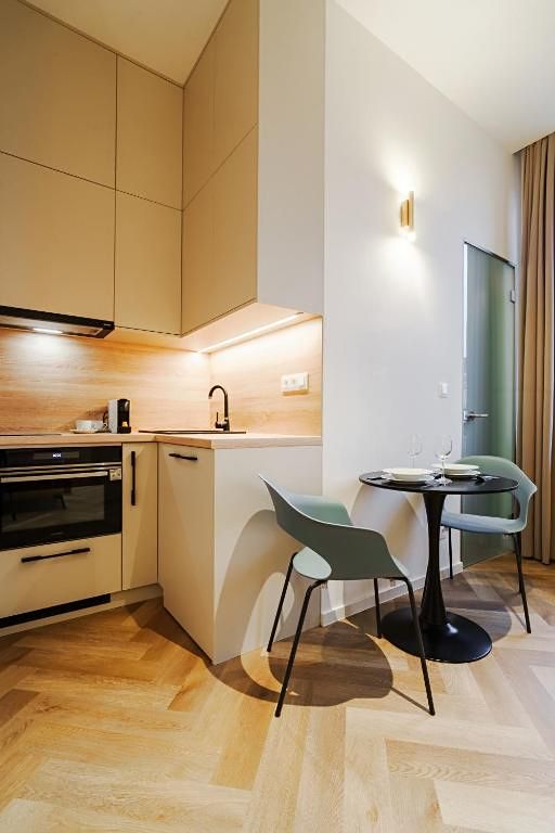 Pronájem bytu 1+kk 28 m² – fotografie 4