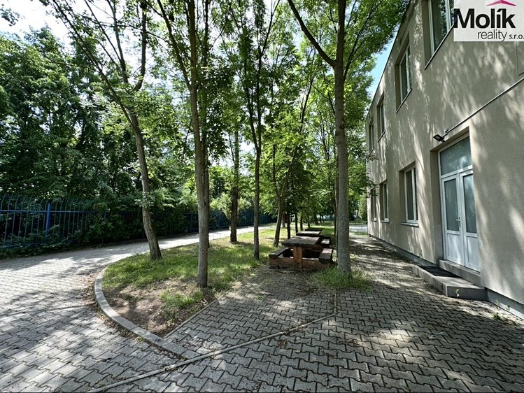Комерційне приміщення на продаж, 30 000 м² (39 з 40)