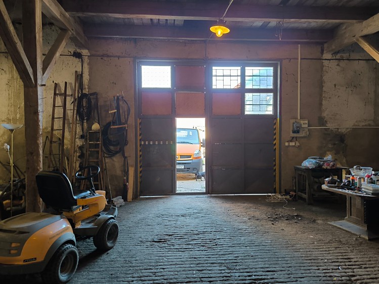 Pronájem komerčního prostoru, 196 m² (7 z 13)