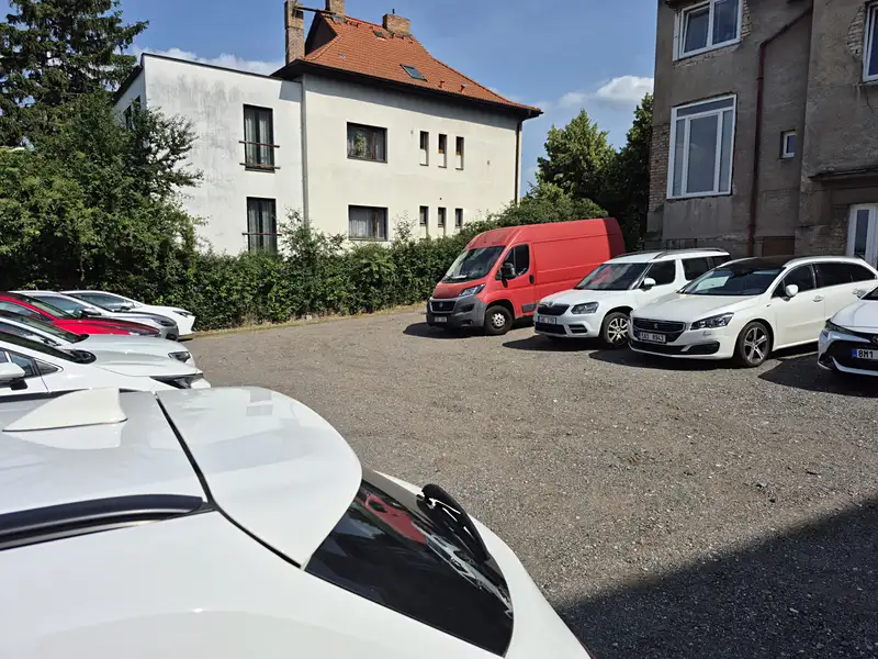 Pronájem specifického typu nemovitosti 16 m², Praha – náhled fotky 1