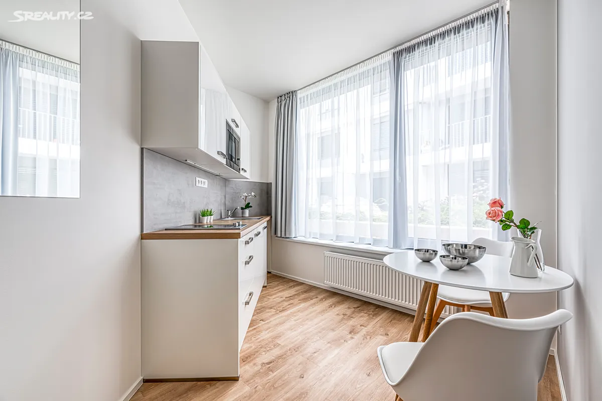 Pronájem bytu 2+kk 22 m², Praha