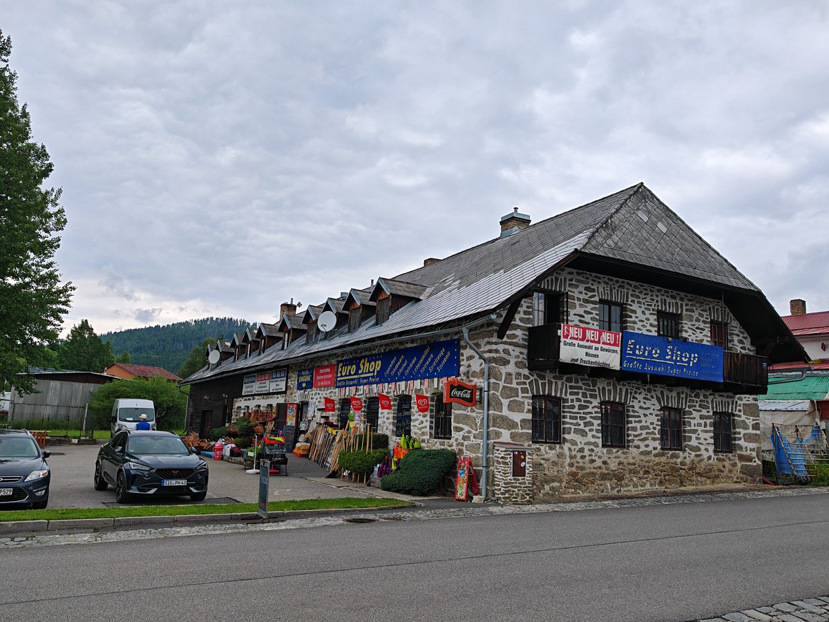 Prodej ubytovacího zařízení 400 m²