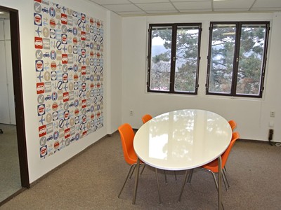 Pronájem komerčního prostoru, 75 m² (2 z 8)