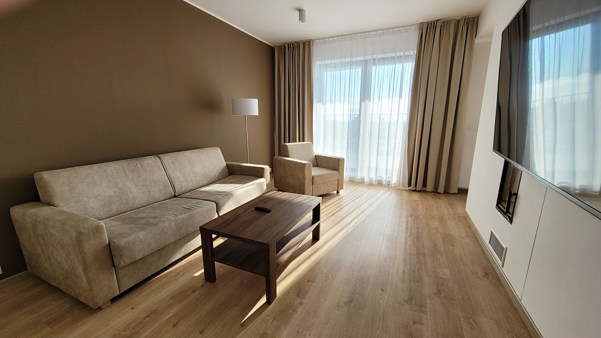 Pronájem bytu 2+kk 65 m² – fotografie 2