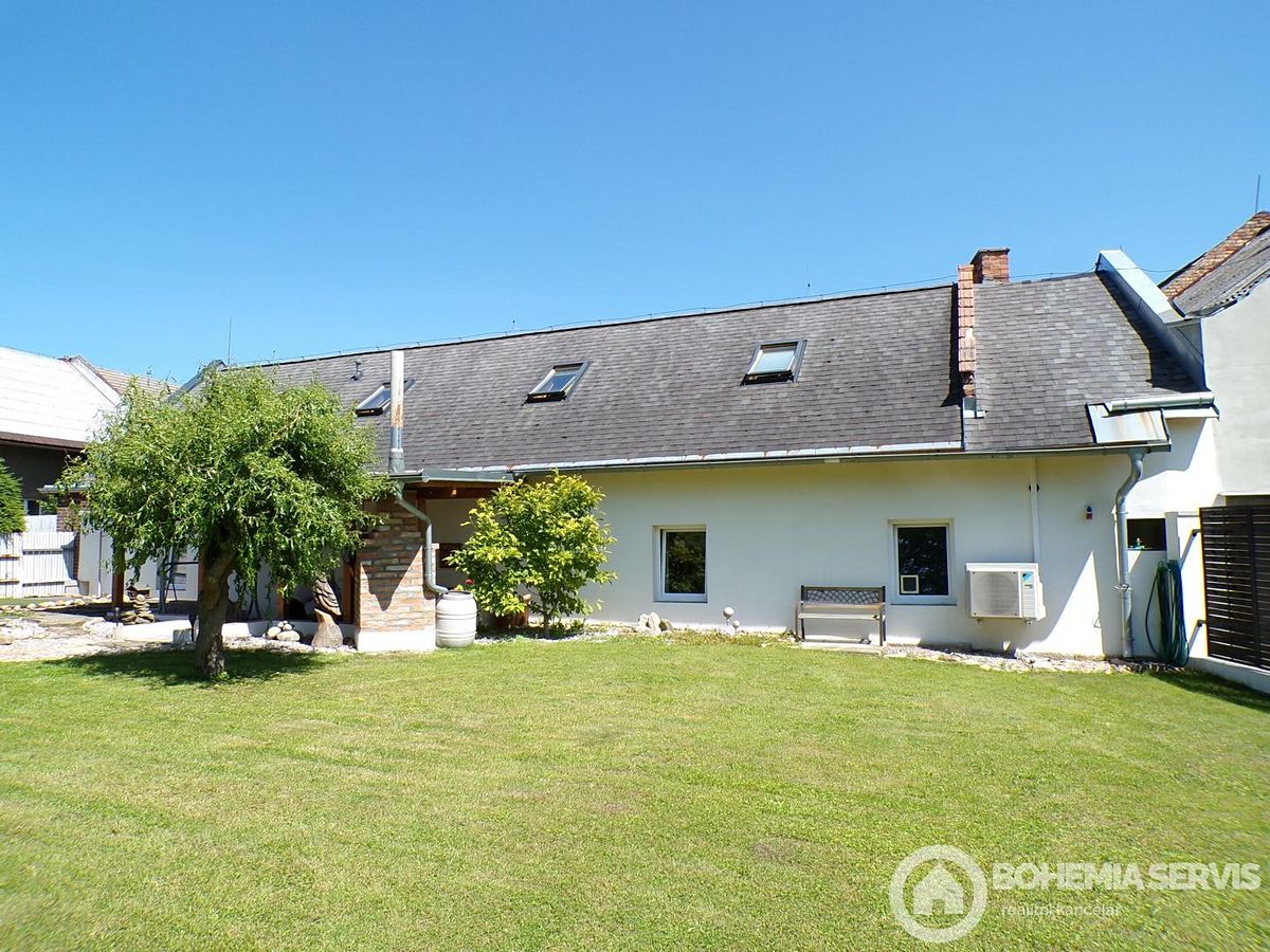 Prodej vícegeneračního domu 225 m², pozemek 1540 m²